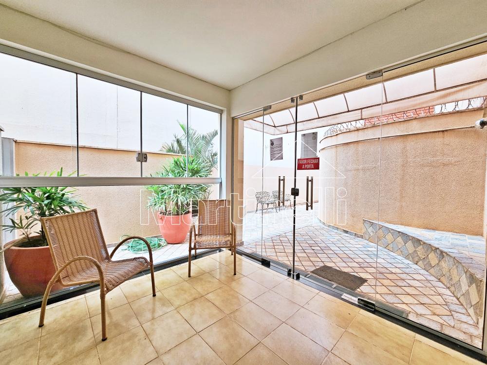 Alugar Apartamento / Padr&atilde;o em Ribeir&atilde;o Preto R$ 600,00 - Foto 20