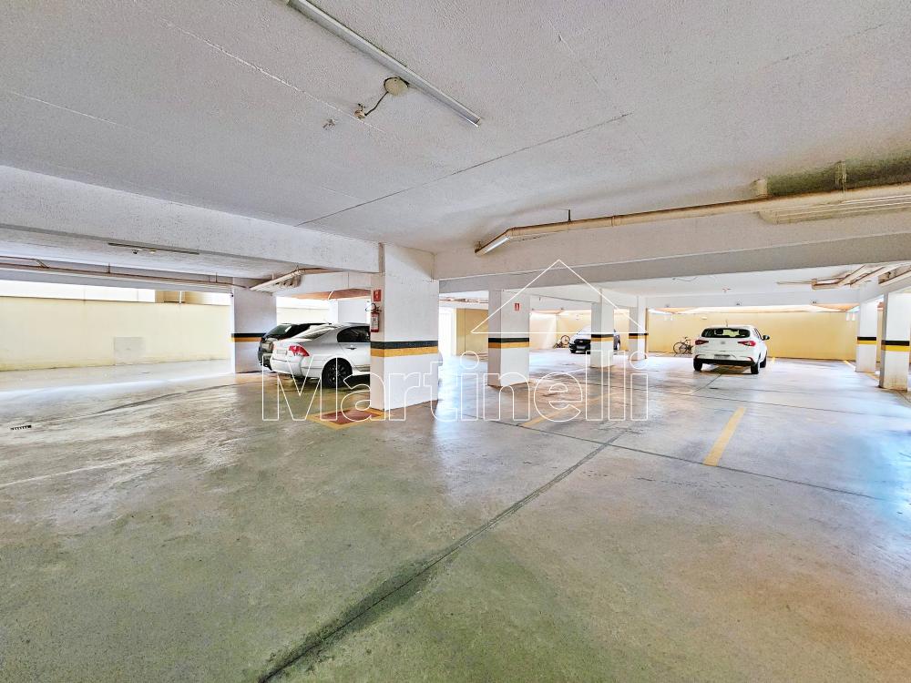 Alugar Apartamento / Padr&atilde;o em Ribeir&atilde;o Preto R$ 1.550,00 - Foto 28