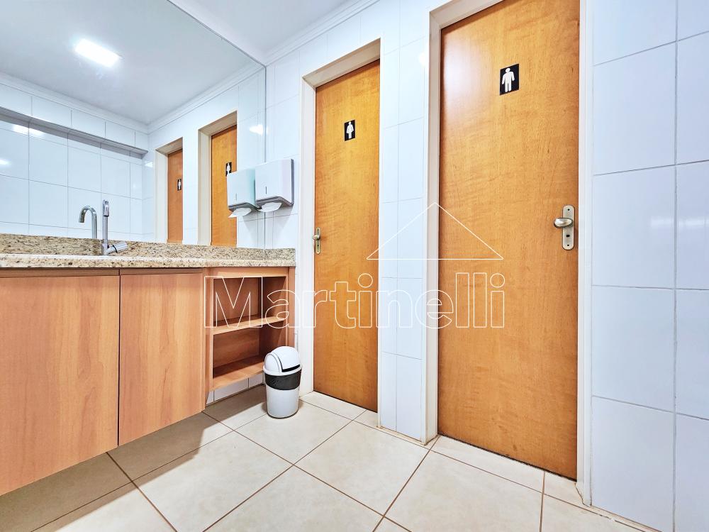 Alugar Apartamento / Padr&atilde;o em Ribeir&atilde;o Preto R$ 1.550,00 - Foto 27