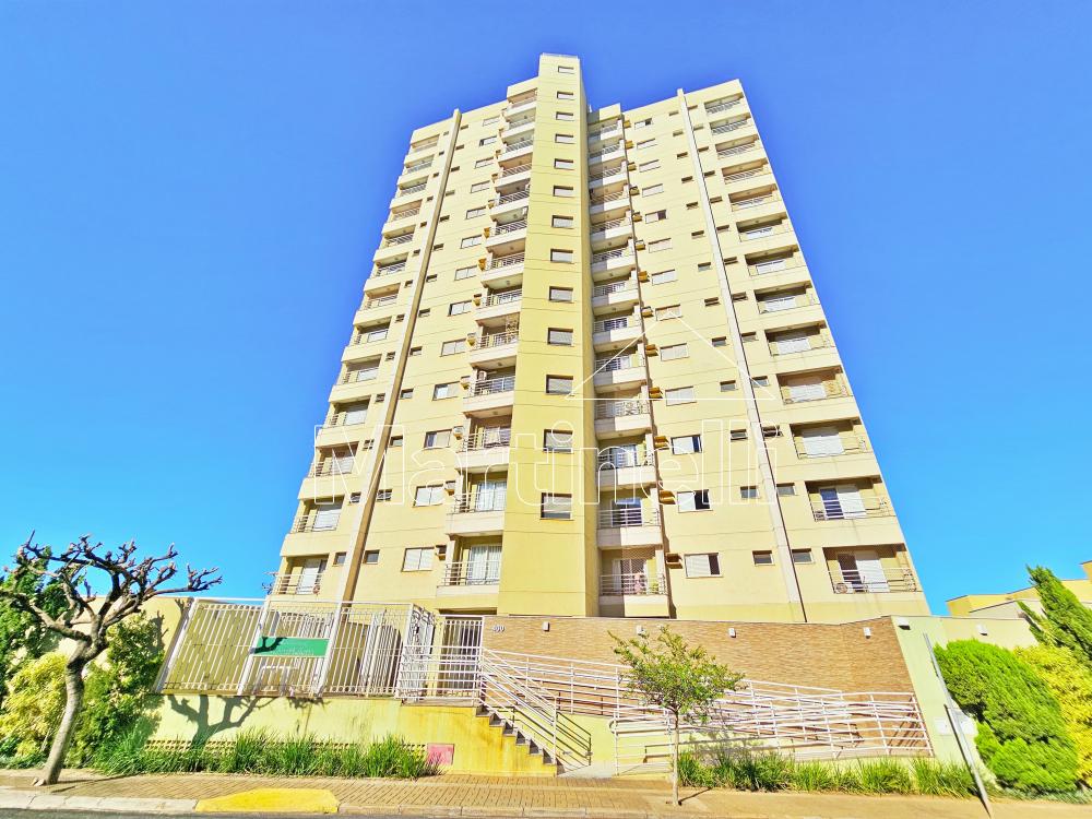Alugar Apartamento / Padr&atilde;o em Ribeir&atilde;o Preto R$ 2.300,00 - Foto 17