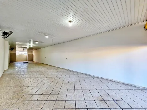 Cravinhos Centro Salao Locacao R$ 3.400,00 Area construida 125.00m2