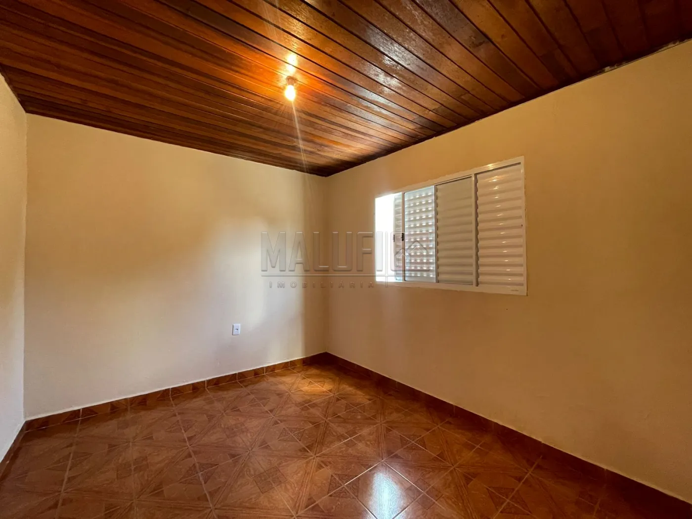 Comprar Casas / Padr&atilde;o em Ol&iacute;mpia R$ 240.000,00 - Foto 5