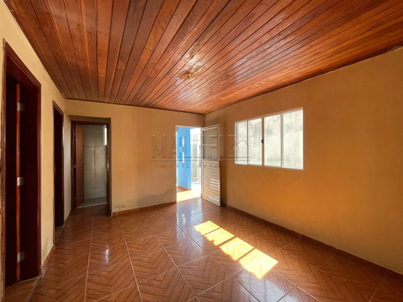 Comprar Casas / Padr&atilde;o em Ol&iacute;mpia R$ 240.000,00 - Foto 4