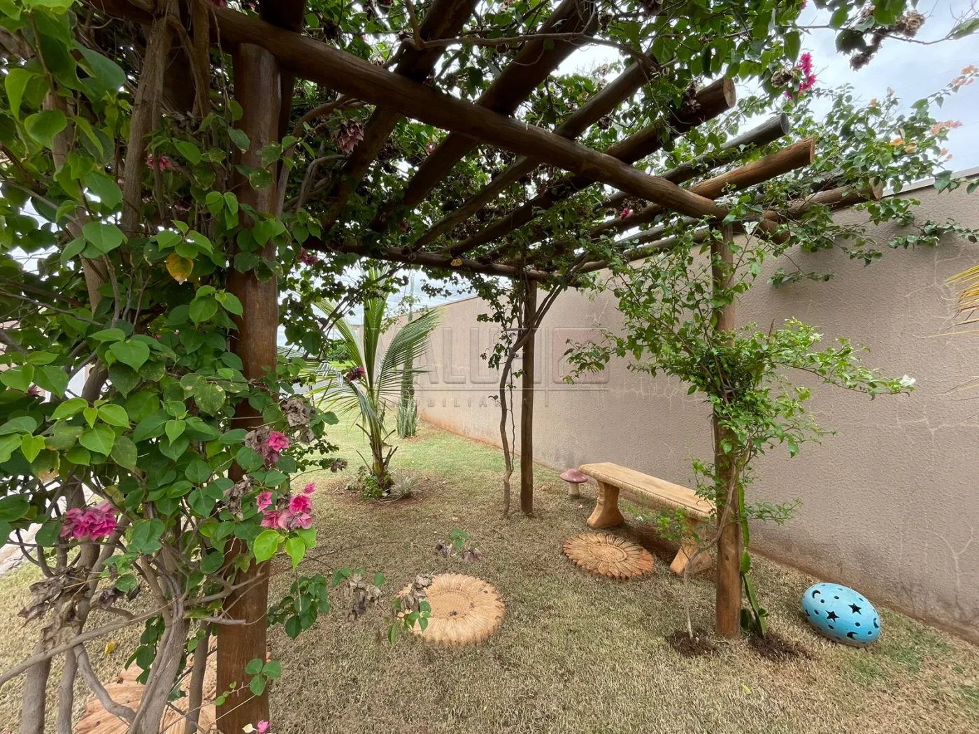 Comprar Casas / Padr&atilde;o em Ol&iacute;mpia R$ 590.000,00 - Foto 9