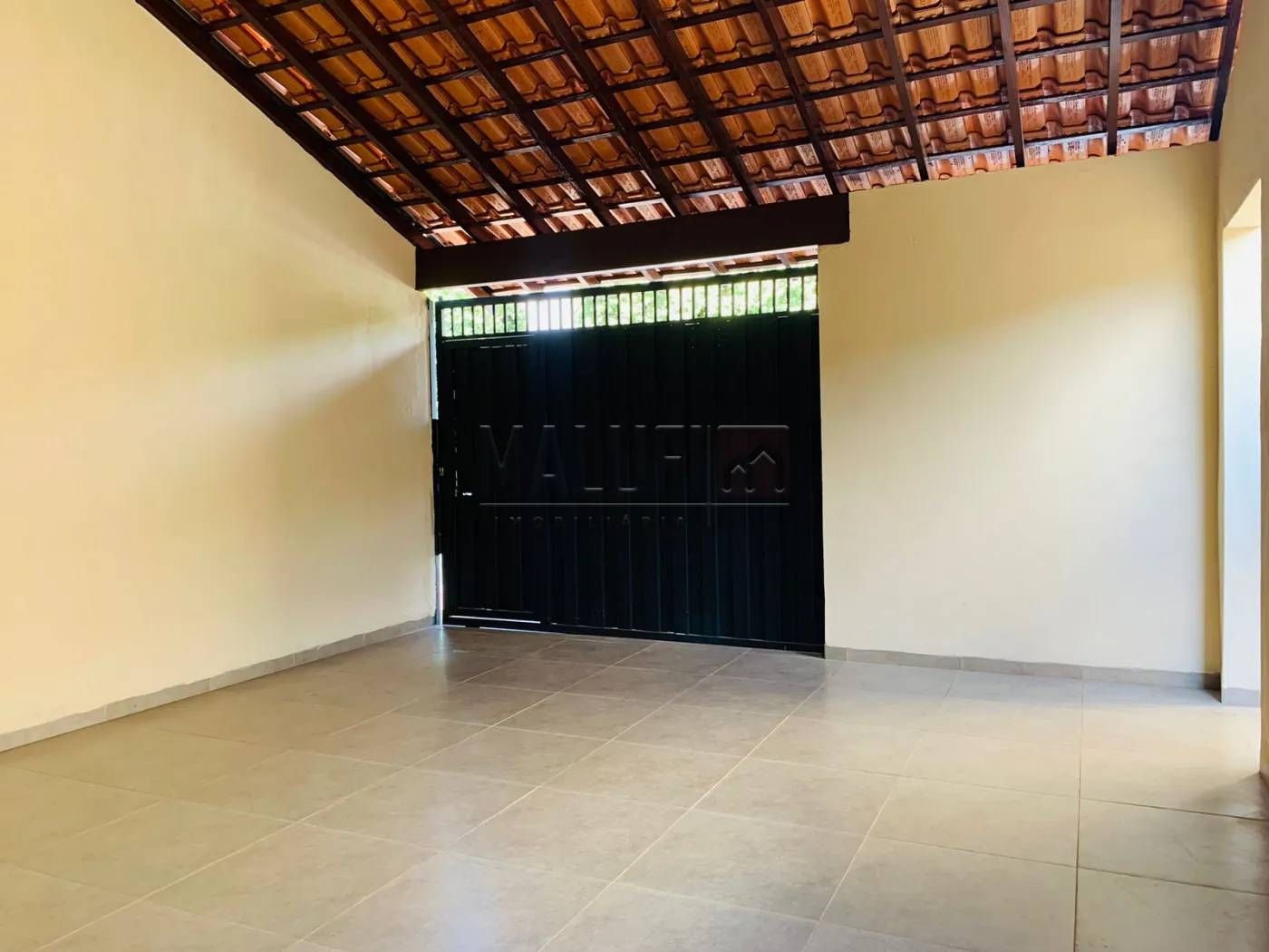 Alugar Casas / Padr&atilde;o em Ol&iacute;mpia R$ 1.600,00 - Foto 2