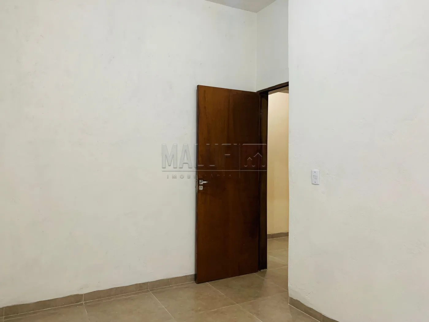 Alugar Casas / Padr&atilde;o em Ol&iacute;mpia R$ 1.600,00 - Foto 8