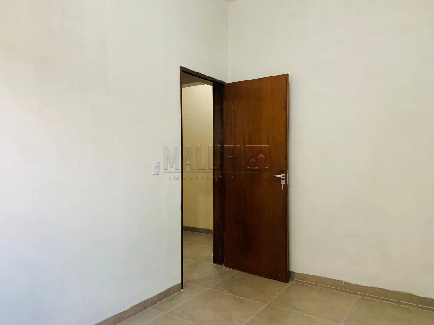 Alugar Casas / Padr&atilde;o em Ol&iacute;mpia R$ 1.600,00 - Foto 11