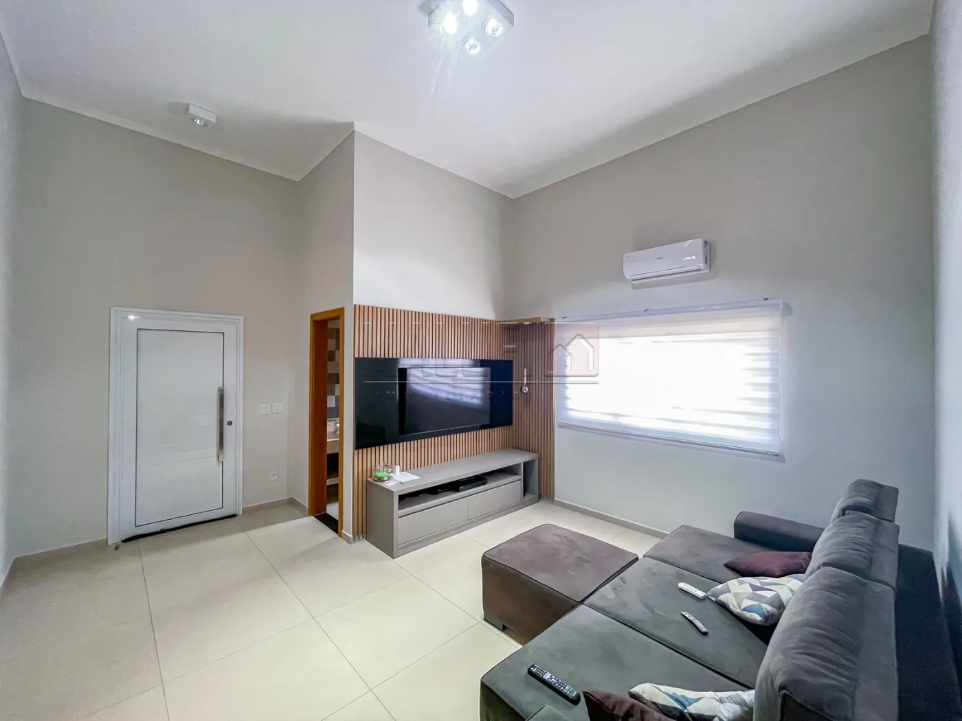 Comprar Casas / Padr&atilde;o em Ol&iacute;mpia R$ 880.000,00 - Foto 9