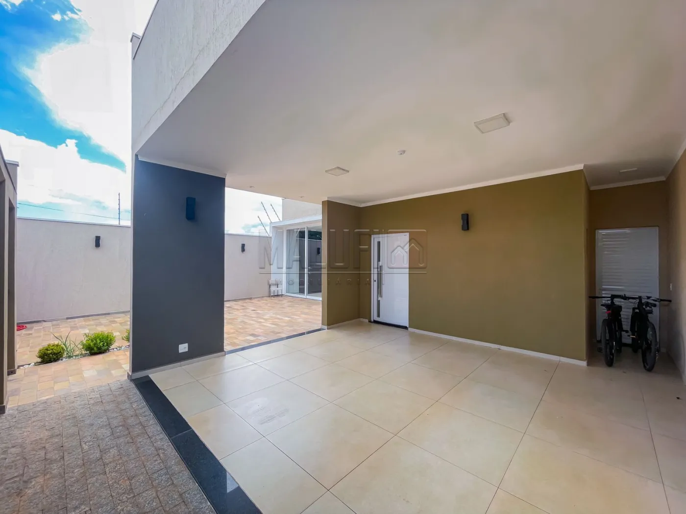 Comprar Casas / Padr&atilde;o em Ol&iacute;mpia R$ 880.000,00 - Foto 2