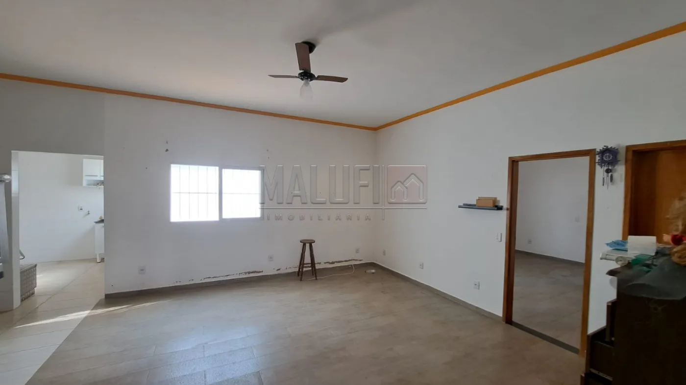 Alugar Casas / Padr&atilde;o em Ol&iacute;mpia R$ 2.200,00 - Foto 28