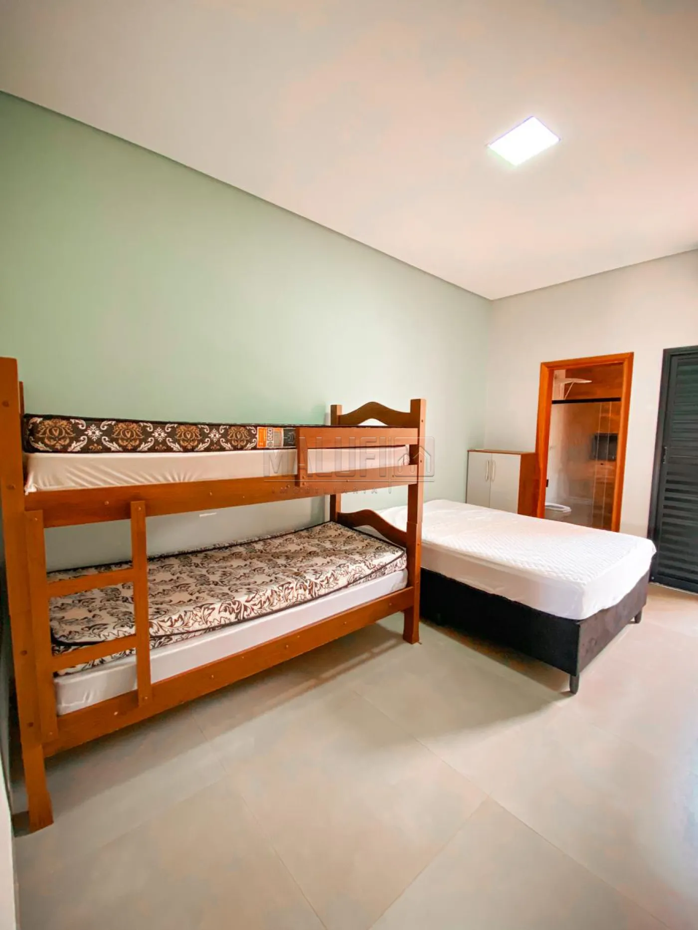 Comprar Casas / Mobiliadas em Ol&iacute;mpia R$ 750.000,00 - Foto 14