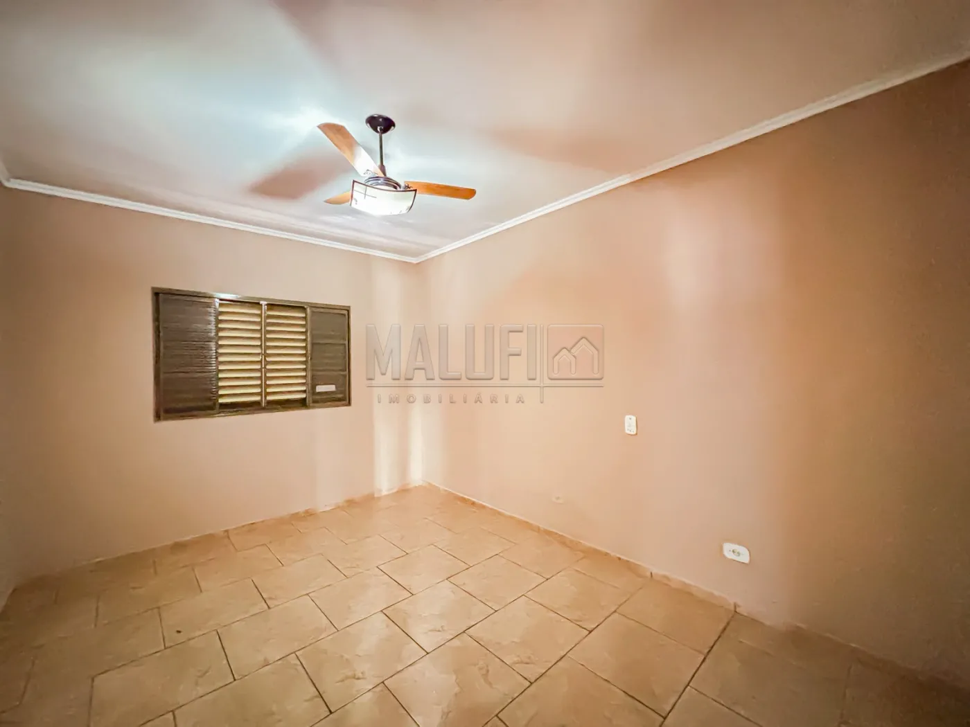 Alugar Casas / Padr&atilde;o em Ol&iacute;mpia R$ 2.000,00 - Foto 9
