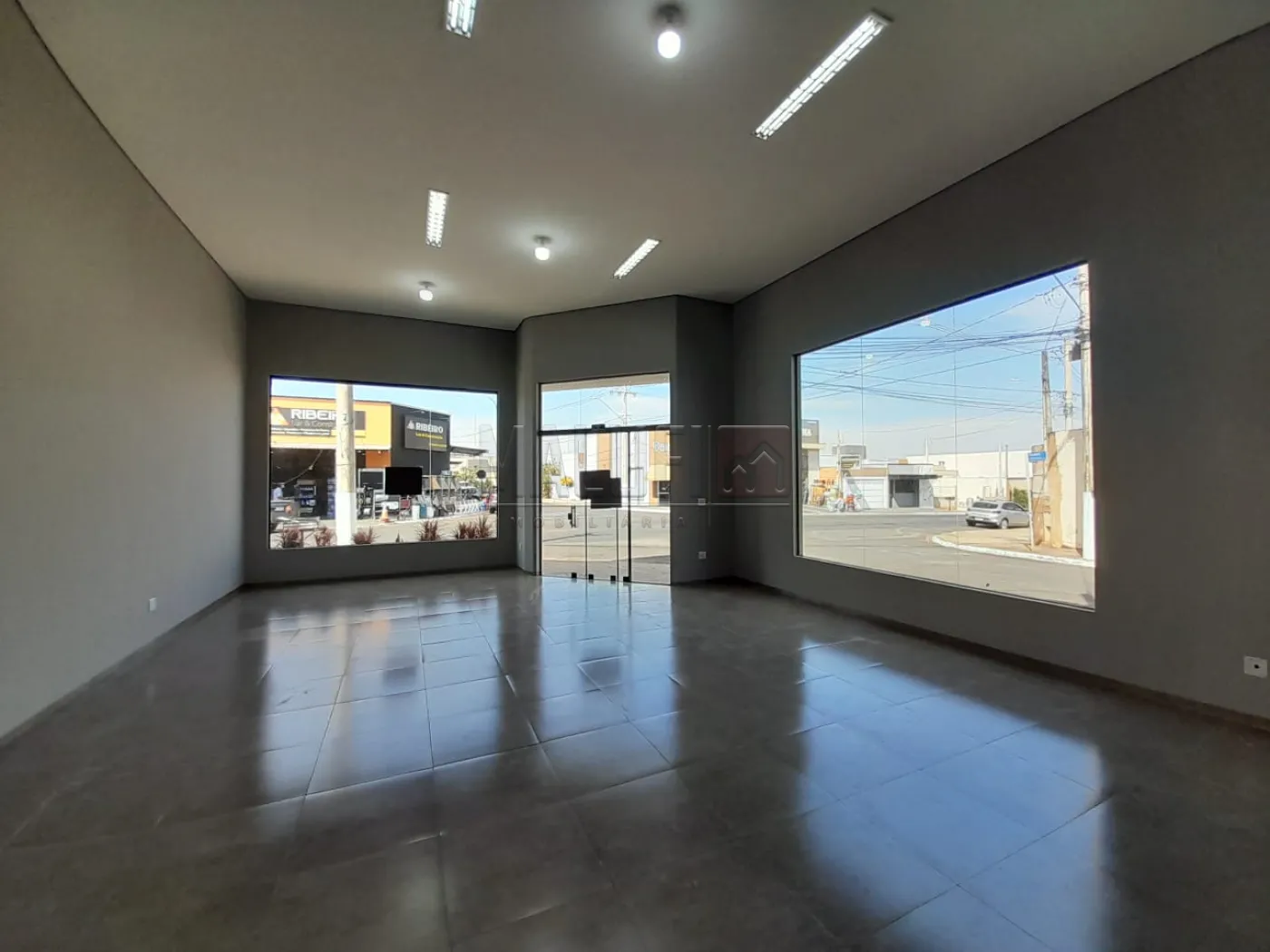Alugar Comerciais / Barrac&atilde;o em Ol&iacute;mpia R$ 3.500,00 - Foto 2
