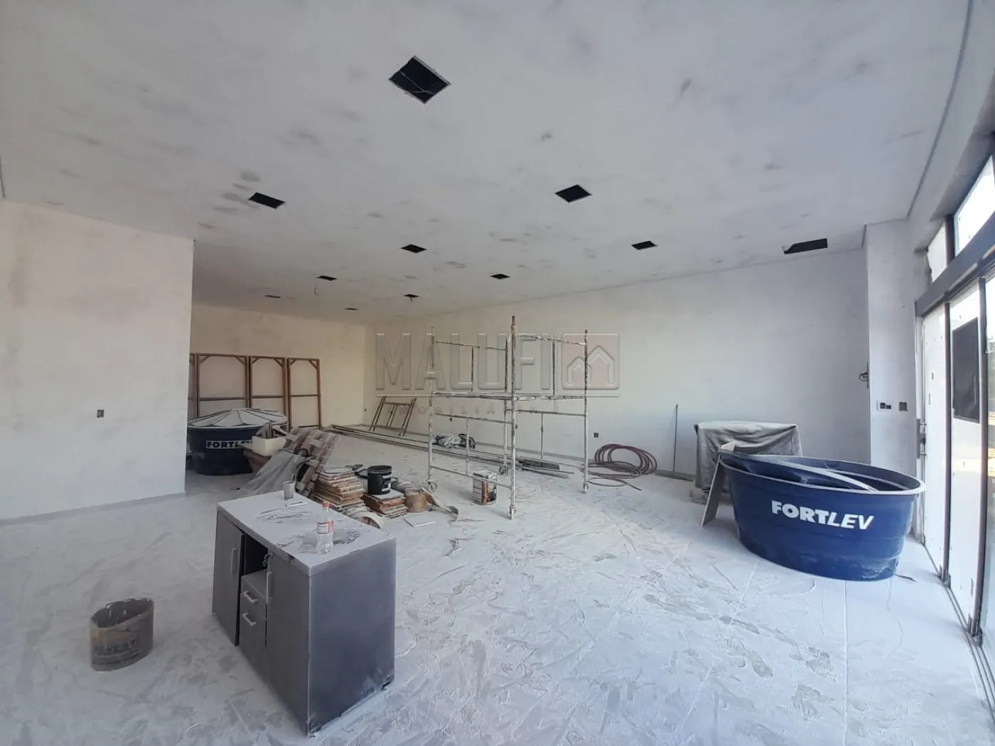 Alugar Comerciais / Pr&eacute;dio Comercial em Ol&iacute;mpia R$ 2.300,00 - Foto 1