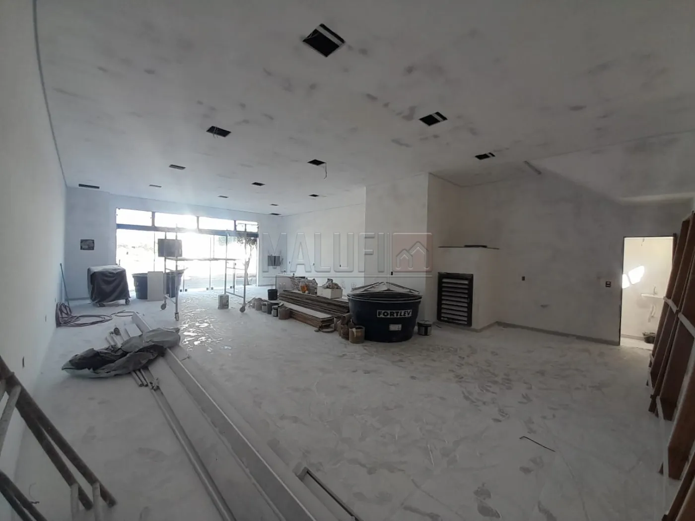 Alugar Comerciais / Pr&eacute;dio Comercial em Ol&iacute;mpia R$ 2.300,00 - Foto 2