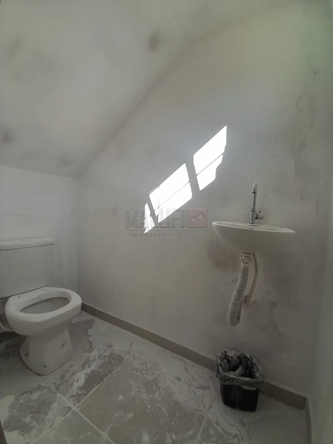 Alugar Comerciais / Pr&eacute;dio Comercial em Ol&iacute;mpia R$ 2.300,00 - Foto 3