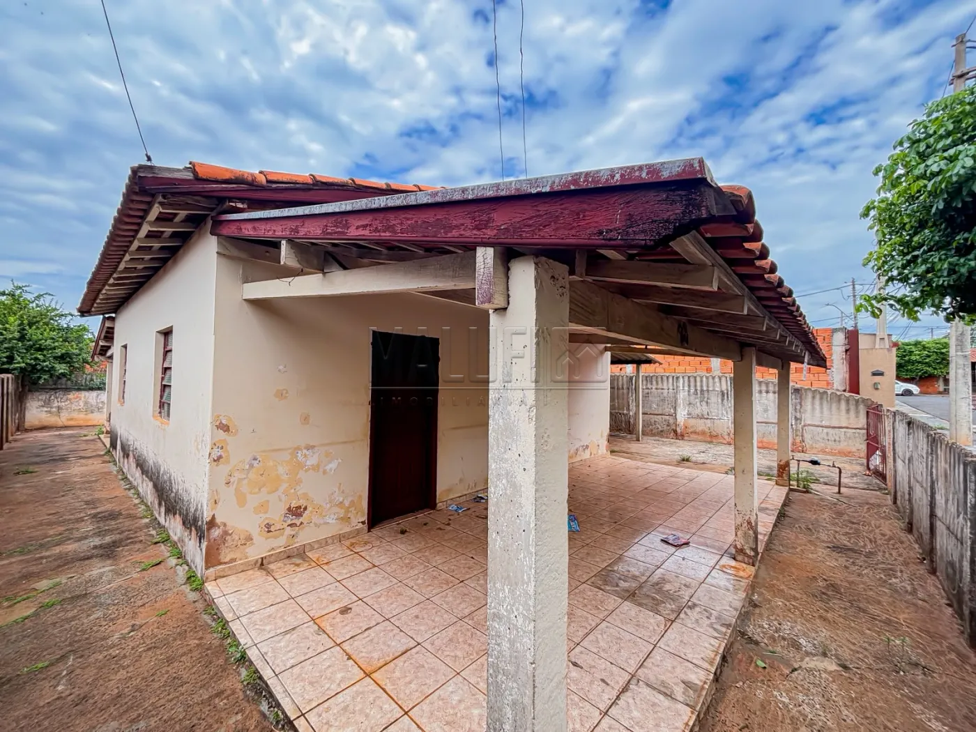 Comprar Casas / Padr&atilde;o em Ol&iacute;mpia R$ 230.000,00 - Foto 2