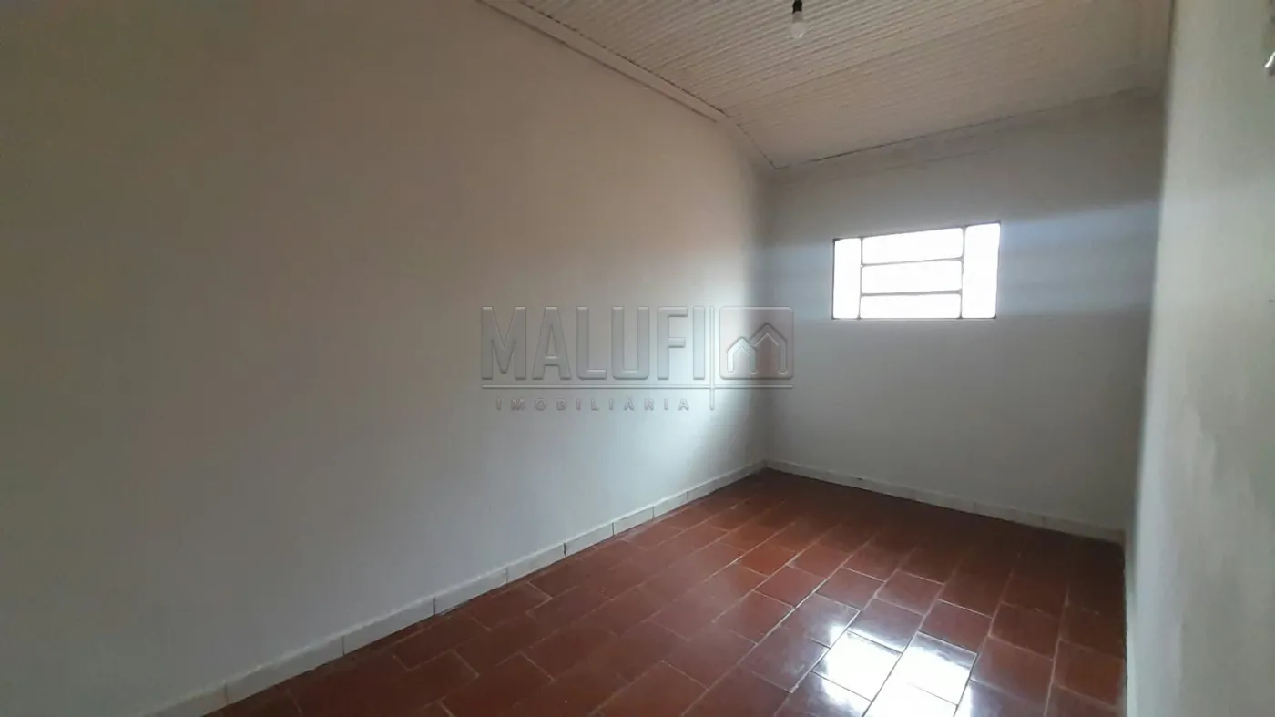 Alugar Casas / Padr&atilde;o em Ol&iacute;mpia R$ 1.750,00 - Foto 8