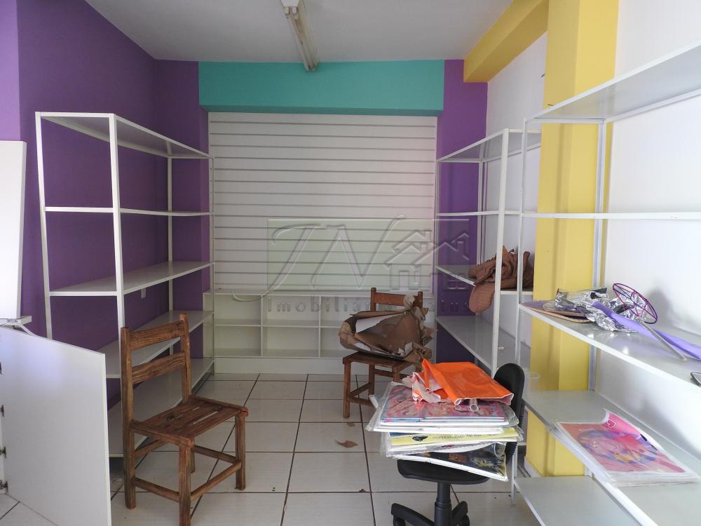 Alugar Comerciais / Sala Comercial em Santa Cruz do Rio Pardo R$ 500,00 - Foto 7