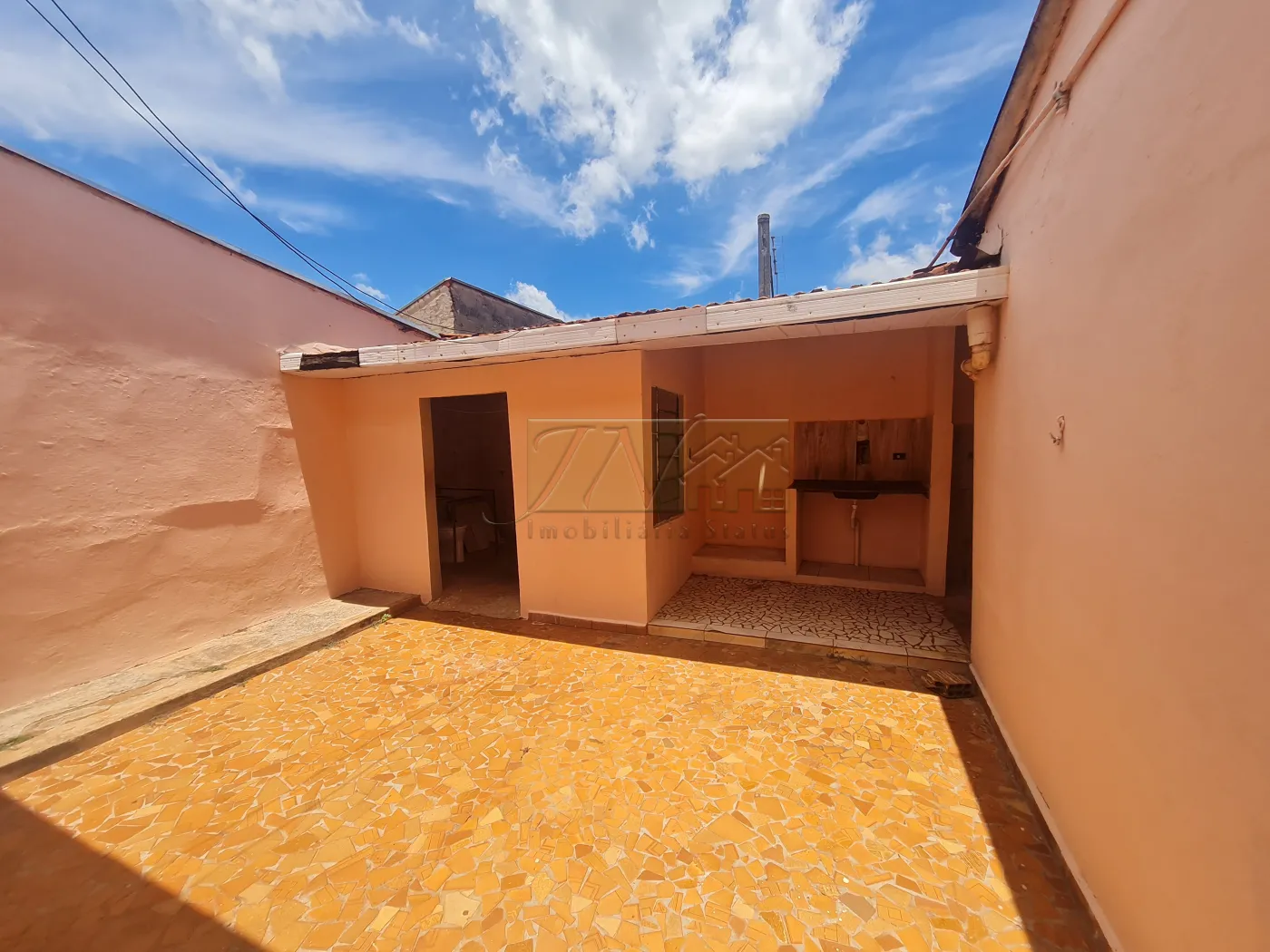 Alugar Residenciais / Casas em Santa Cruz do Rio Pardo R$ 850,00 - Foto 12