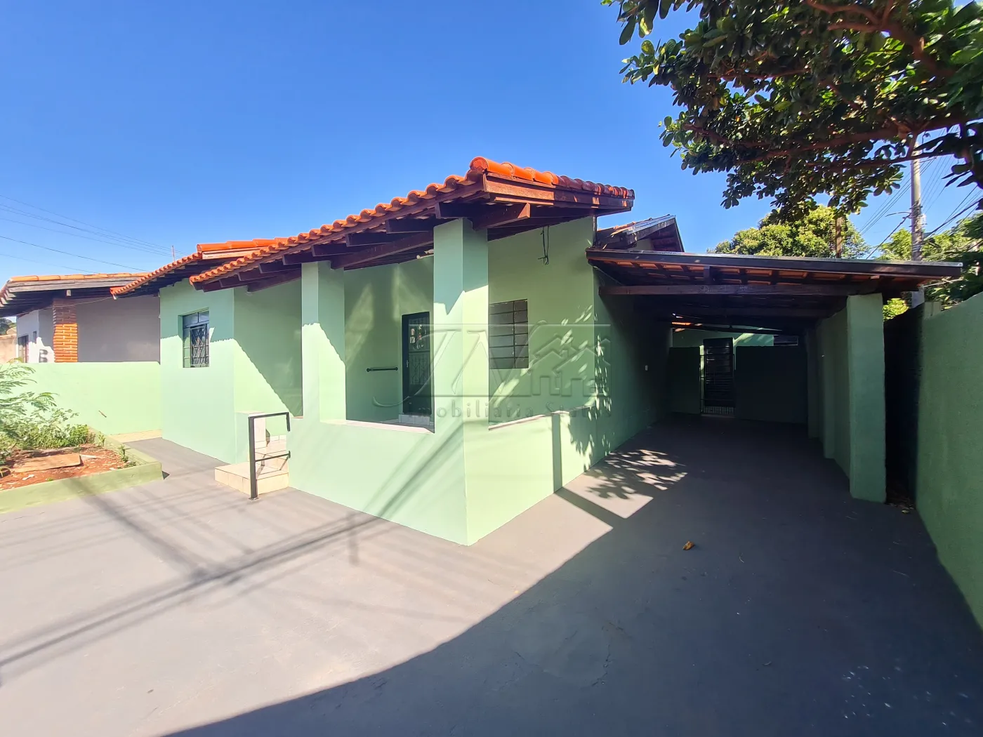 Alugar Residenciais / Casas em Santa Cruz do Rio Pardo R$ 1.350,00 - Foto 3
