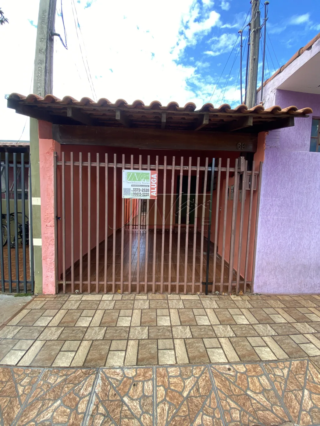 Alugar Residenciais / Casas em Santa Cruz do Rio Pardo R$ 1.150,00 - Foto 1