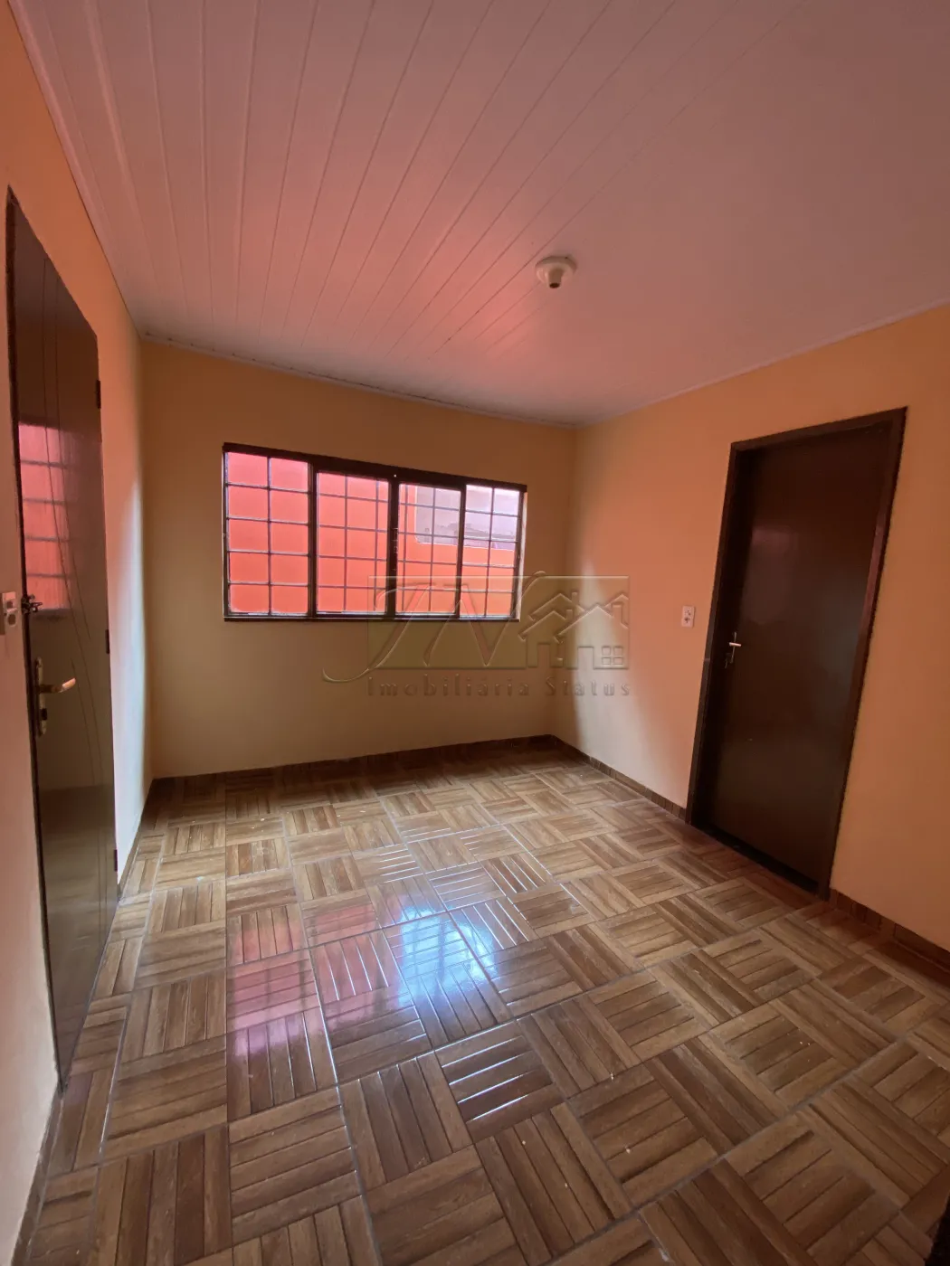 Alugar Residenciais / Casas em Santa Cruz do Rio Pardo R$ 1.150,00 - Foto 3
