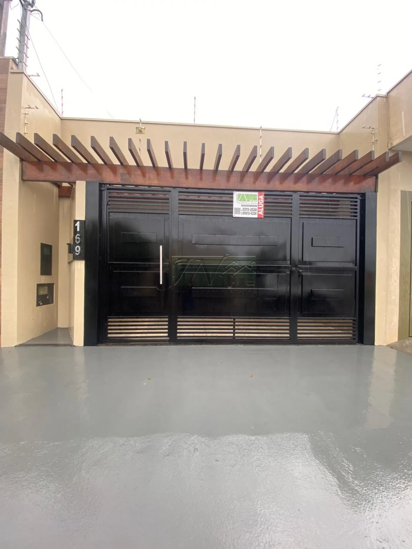 Alugar Residenciais / Casas em Santa Cruz do Rio Pardo R$ 2.000,00 - Foto 1