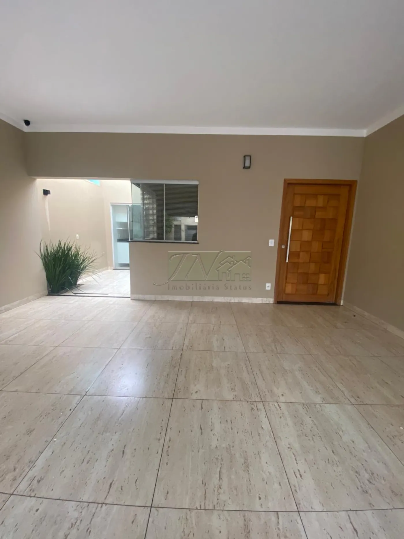 Alugar Residenciais / Casas em Santa Cruz do Rio Pardo R$ 2.000,00 - Foto 2