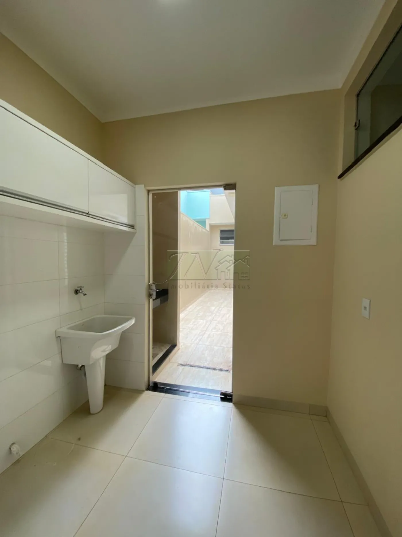 Alugar Residenciais / Casas em Santa Cruz do Rio Pardo R$ 2.000,00 - Foto 14