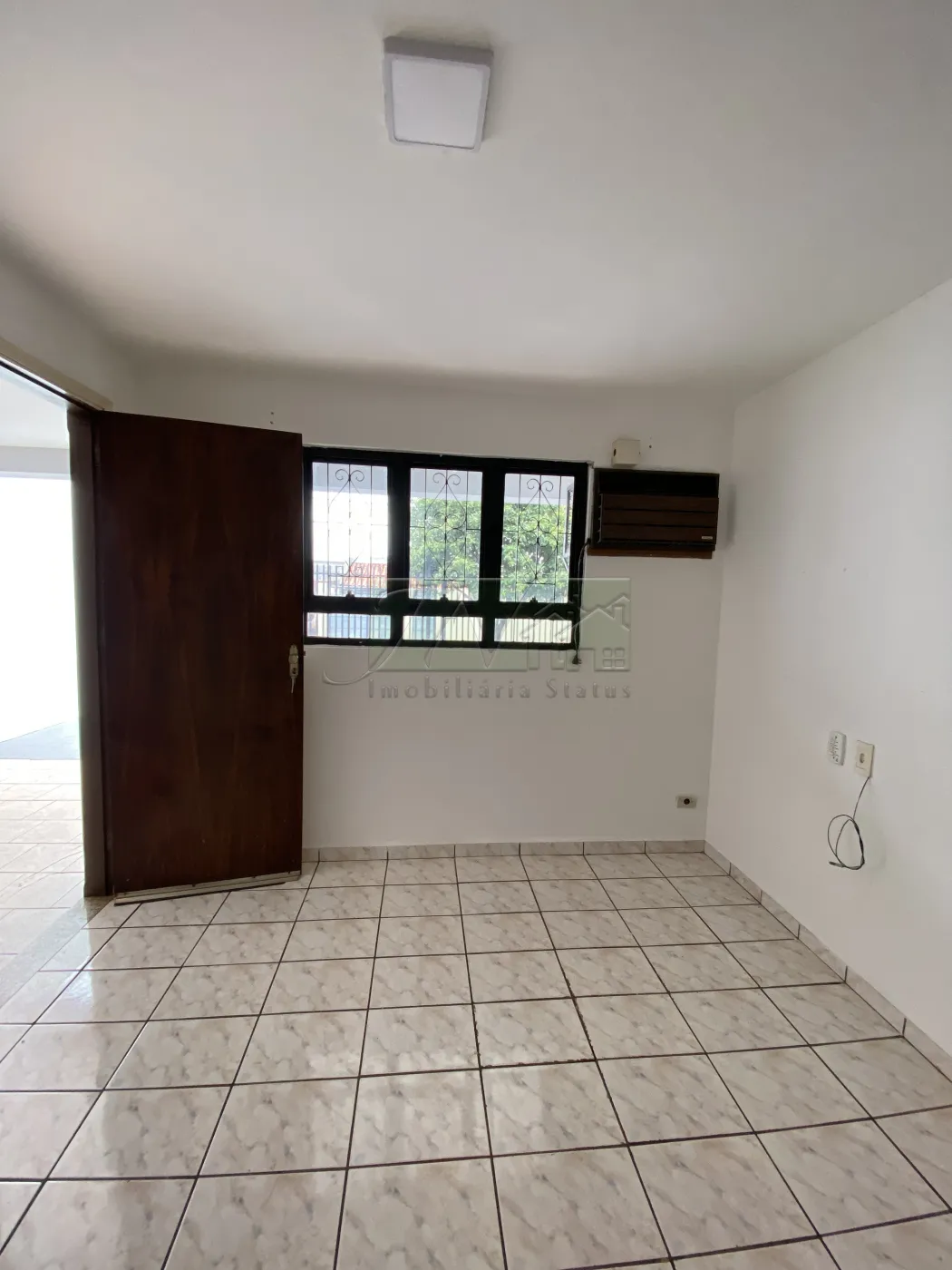 Alugar Residenciais / Casas em Santa Cruz do Rio Pardo R$ 1.200,00 - Foto 3
