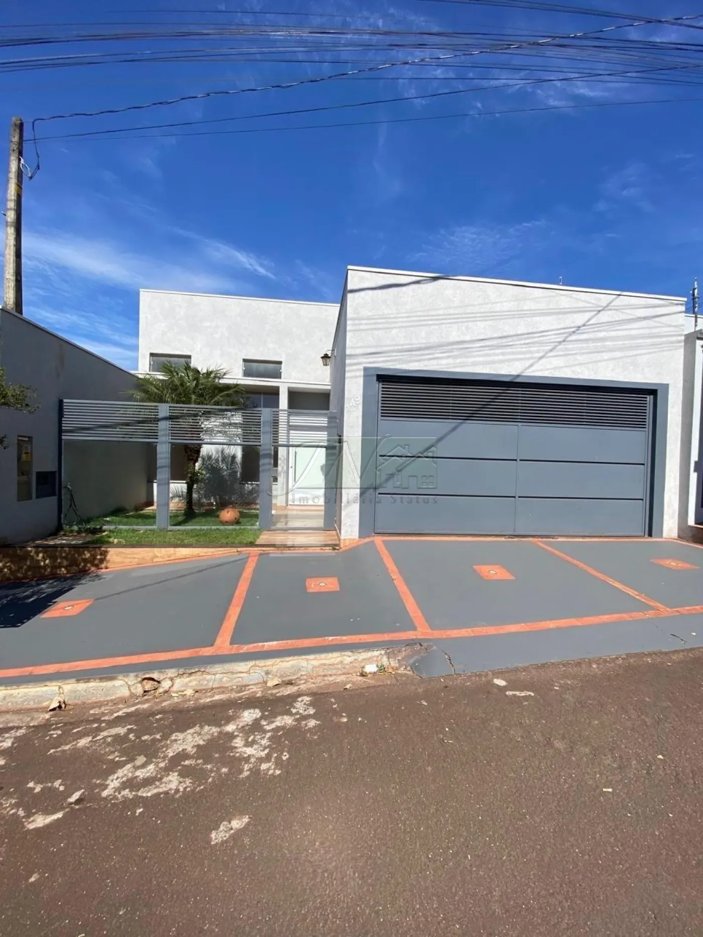 Alugar Residenciais / Casas em Santa Cruz do Rio Pardo R$ 2.600,00 - Foto 1
