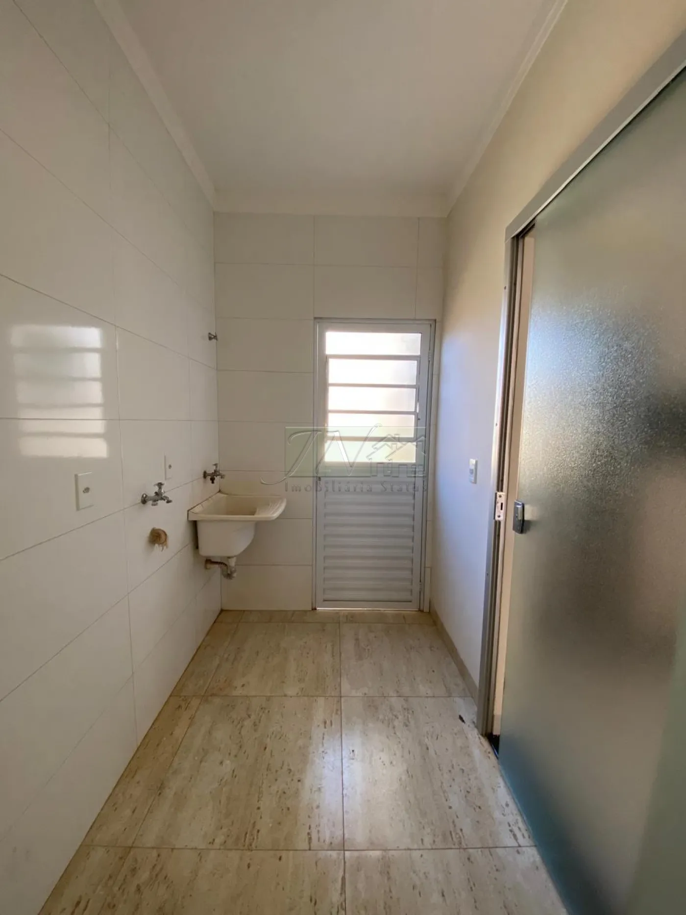 Alugar Residenciais / Casas em Santa Cruz do Rio Pardo R$ 2.600,00 - Foto 16