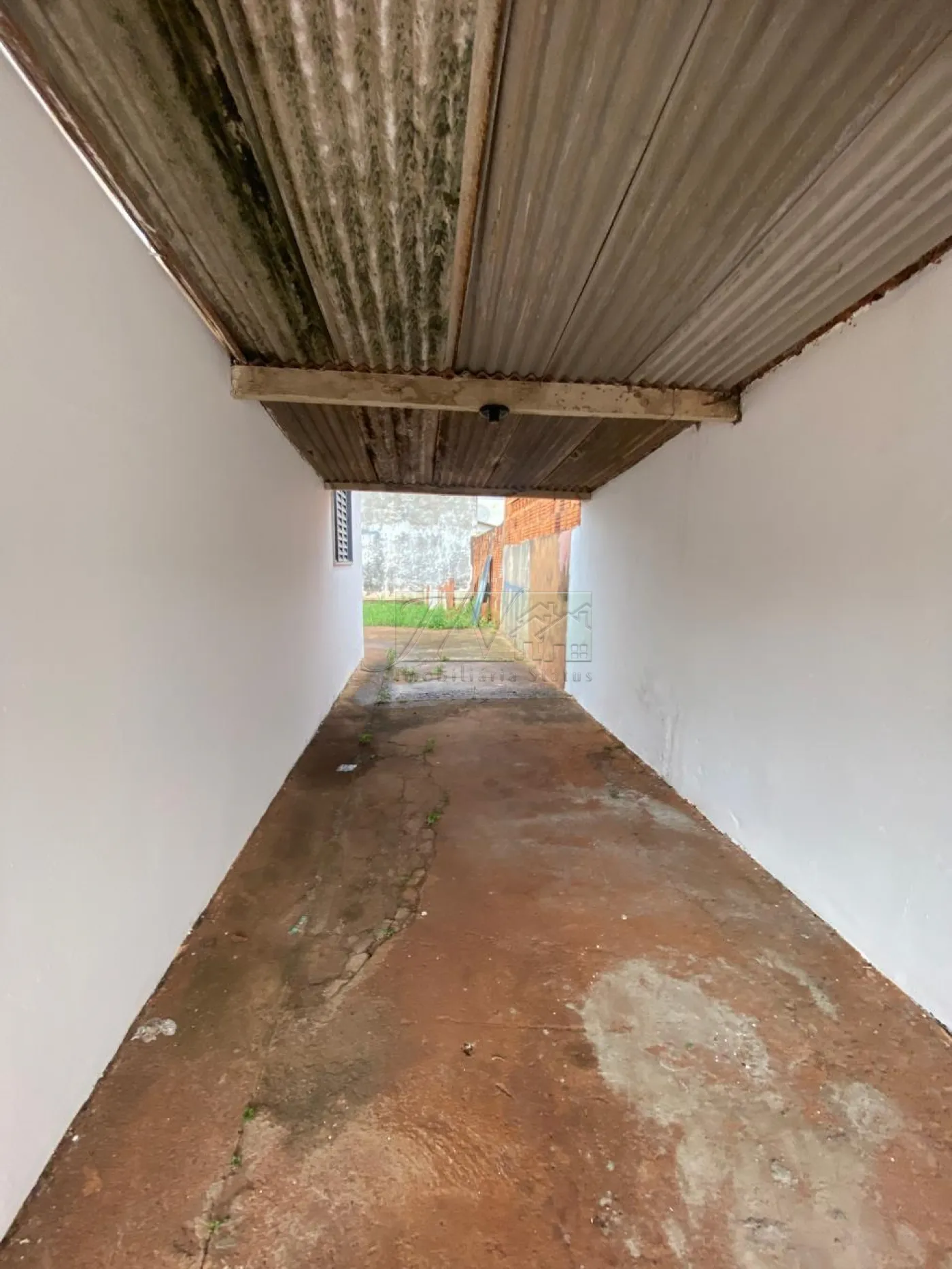 Alugar Residenciais / Casas em Santa Cruz do Rio Pardo R$ 1.000,00 - Foto 3