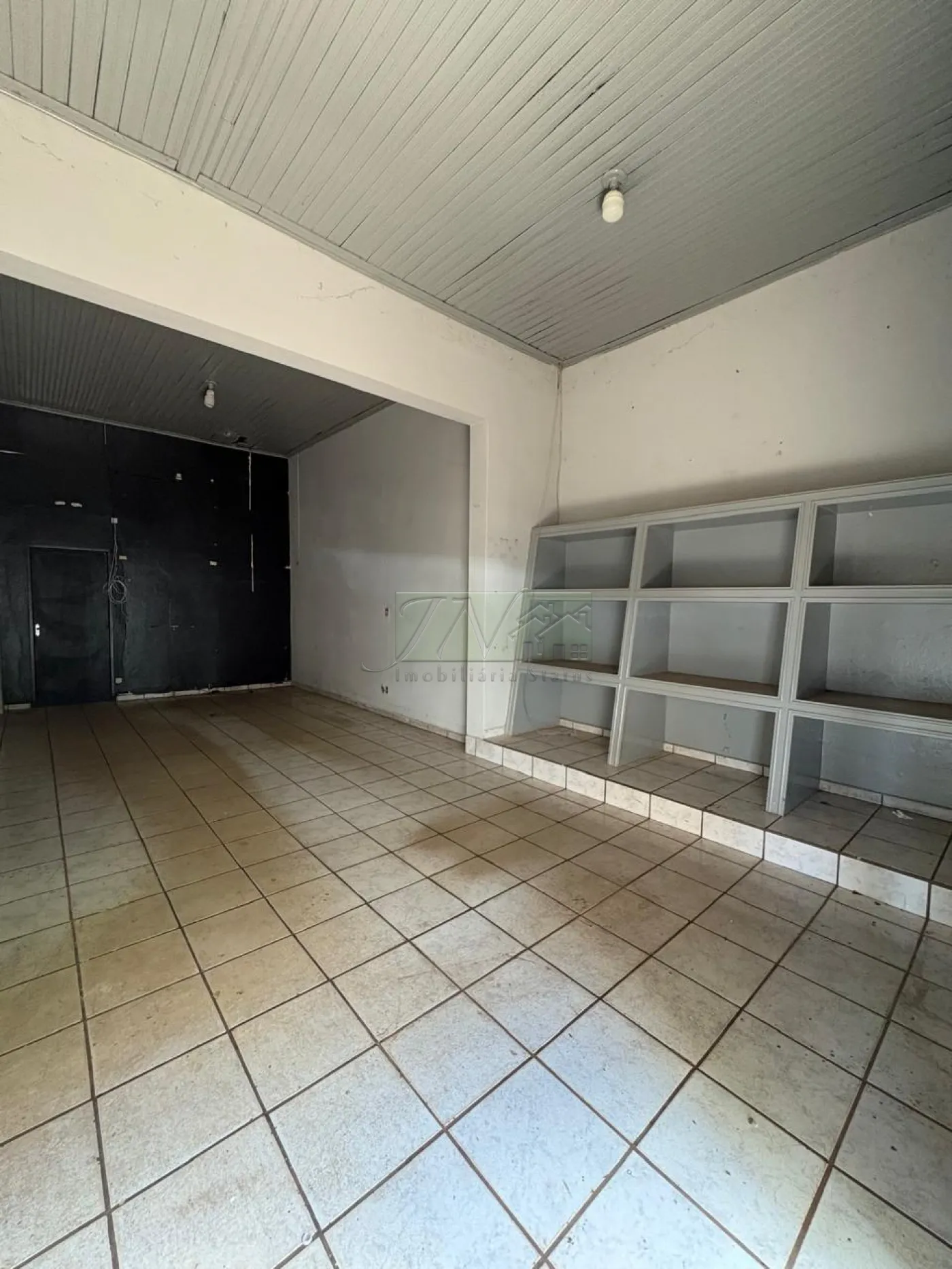 Alugar Comerciais / Galp&atilde;o em Santa Cruz do Rio Pardo R$ 1.565,00 - Foto 3