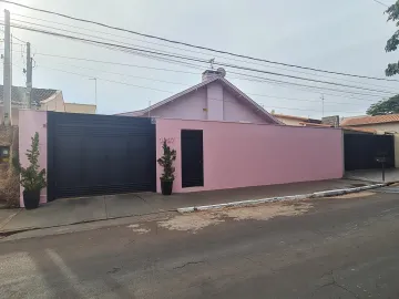 Santa Cruz do Rio Pardo Centro Casa Venda R$1.300.000,00 3 Dormitorios 2 Vagas Area do terreno 285.00m2 
