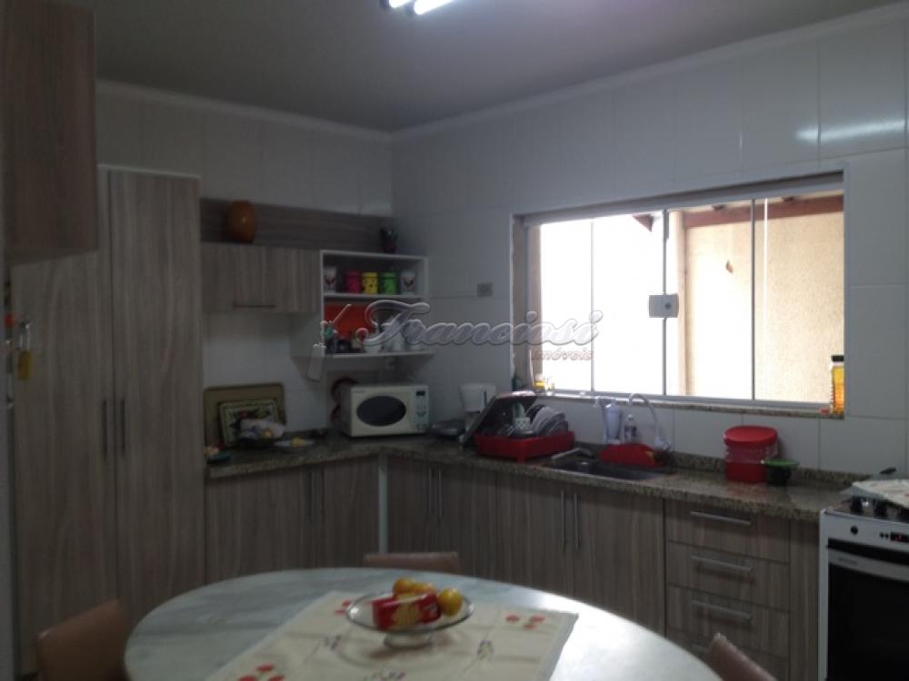 Comprar Casa / Padr&atilde;o em Itapetininga R$ 800.000,00 - Foto 3