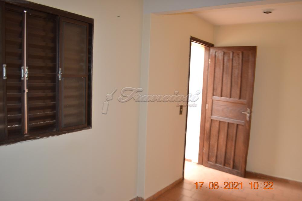 Alugar Casa / Padr&atilde;o em Itapetininga R$ 1.200,00 - Foto 11