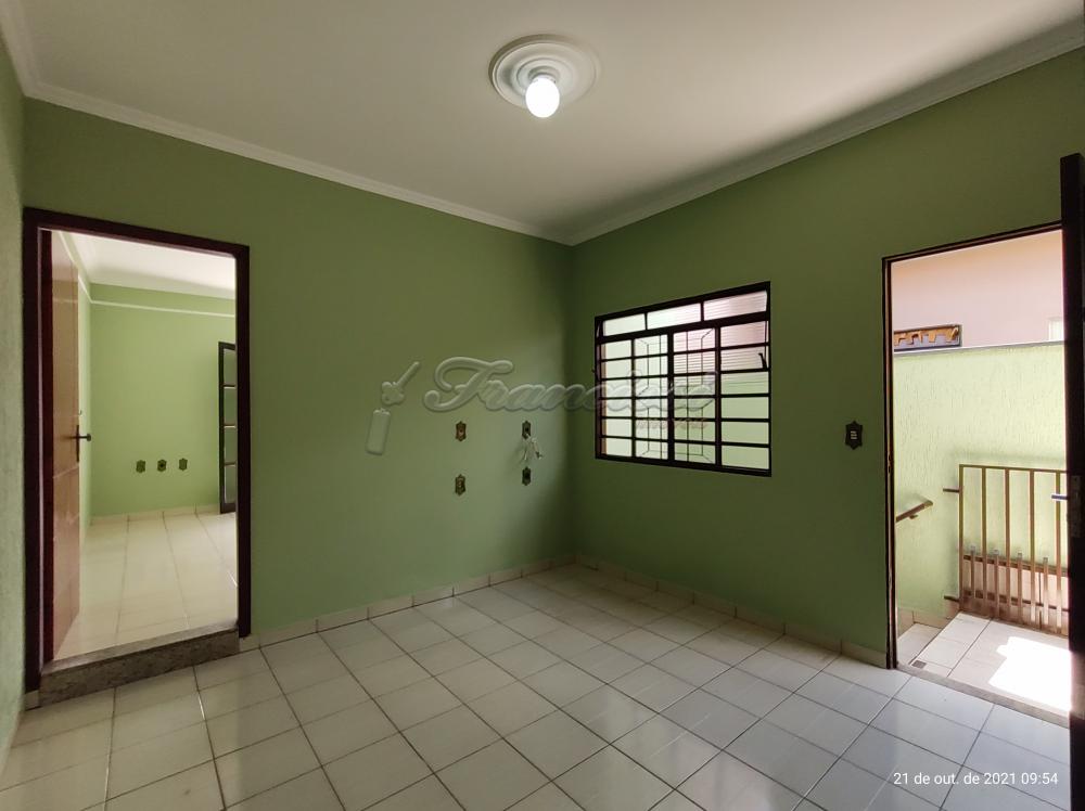 Alugar Casa / Padr&atilde;o em Itapetininga R$ 1.200,00 - Foto 1