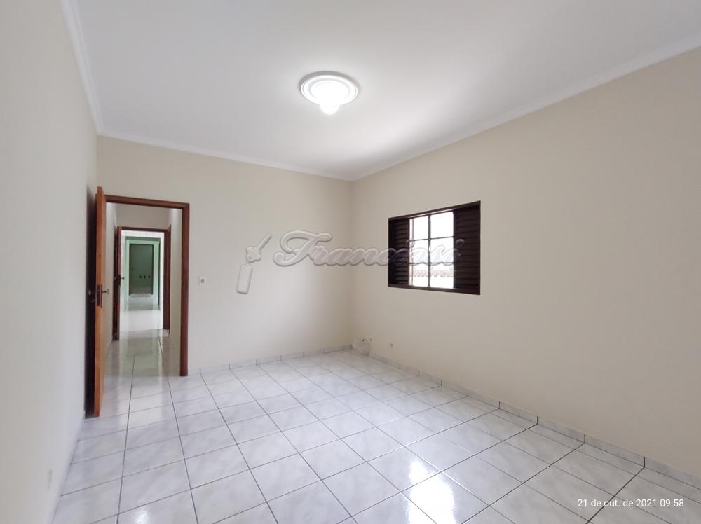 Alugar Casa / Padr&atilde;o em Itapetininga R$ 1.200,00 - Foto 7