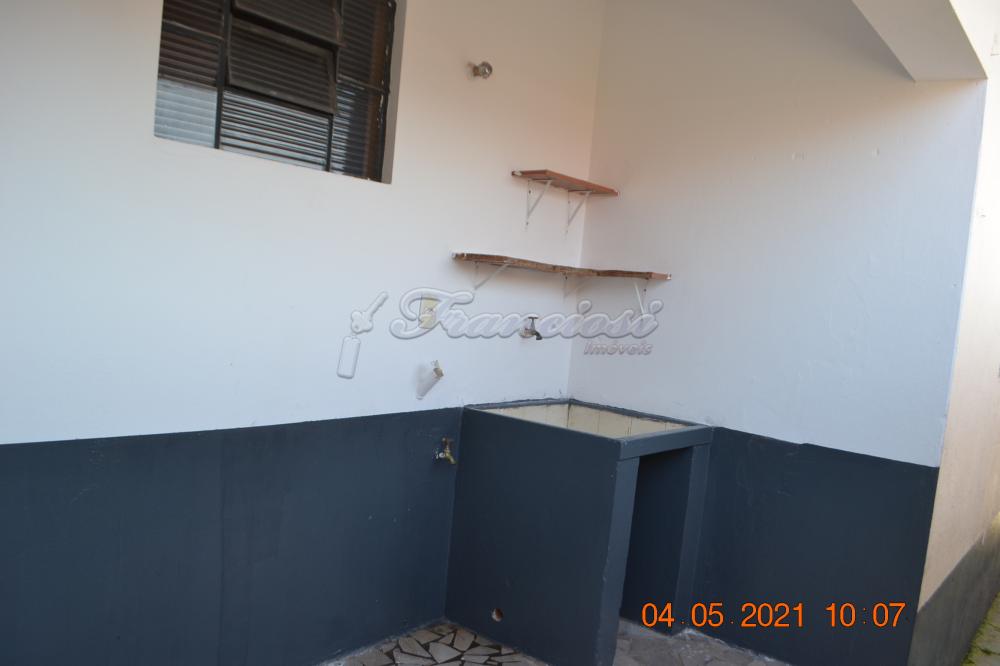 Alugar Casa / Padr&atilde;o em Itapetininga R$ 1.400,00 - Foto 6