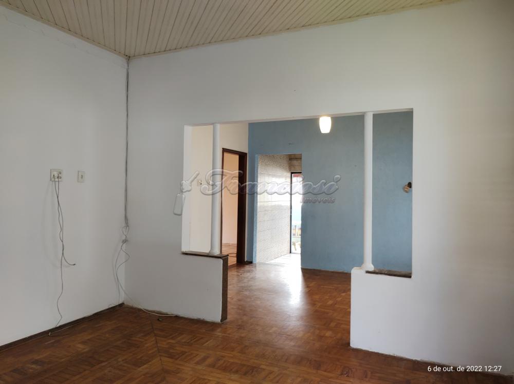 Alugar Casa / Padr&atilde;o em Itapetininga R$ 1.200,00 - Foto 1