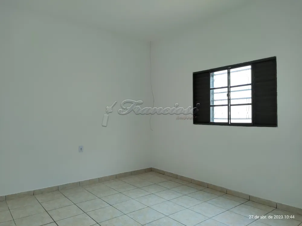 Alugar Casa / Padr&atilde;o em Itapetininga R$ 1.000,00 - Foto 6