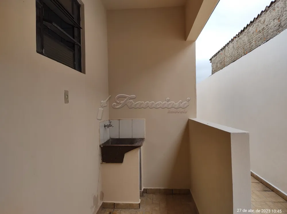 Alugar Casa / Padr&atilde;o em Itapetininga R$ 1.000,00 - Foto 7