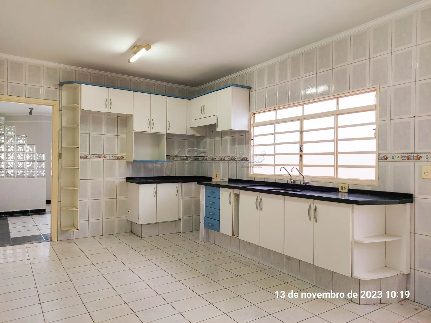 Alugar Casa / Padr&atilde;o em Itapetininga R$ 1.600,00 - Foto 9