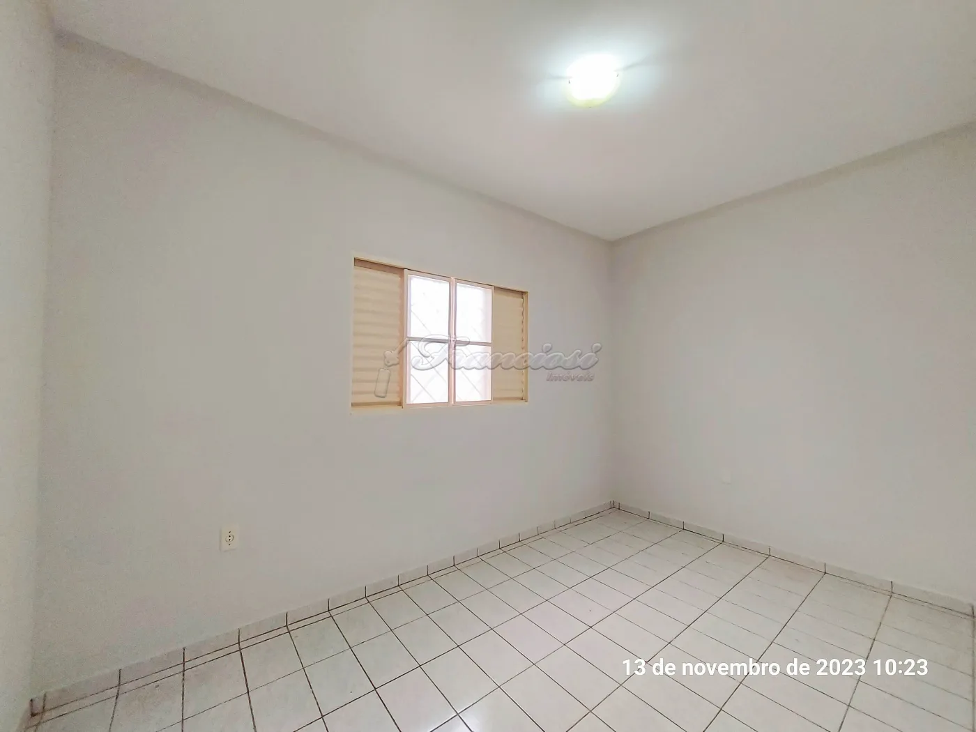 Alugar Casa / Padr&atilde;o em Itapetininga R$ 1.600,00 - Foto 11