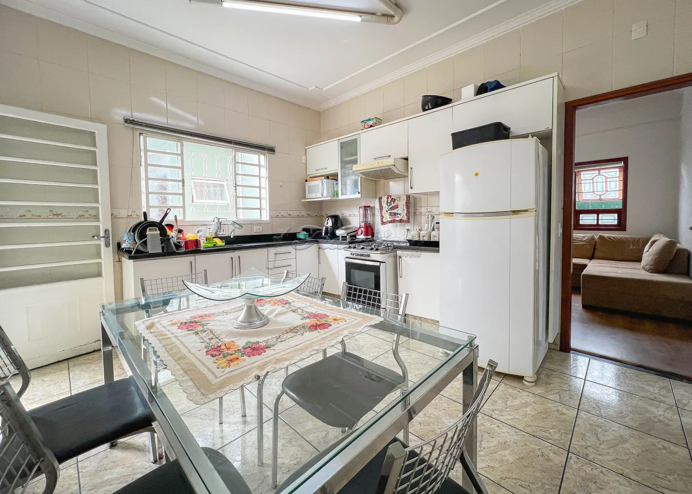 Comprar Casa / Padr&atilde;o em Itapetininga R$ 370.000,00 - Foto 4