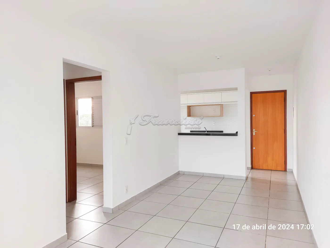 Alugar Apartamento / Condom&iacute;nio em Itapetininga R$ 1.200,00 - Foto 3