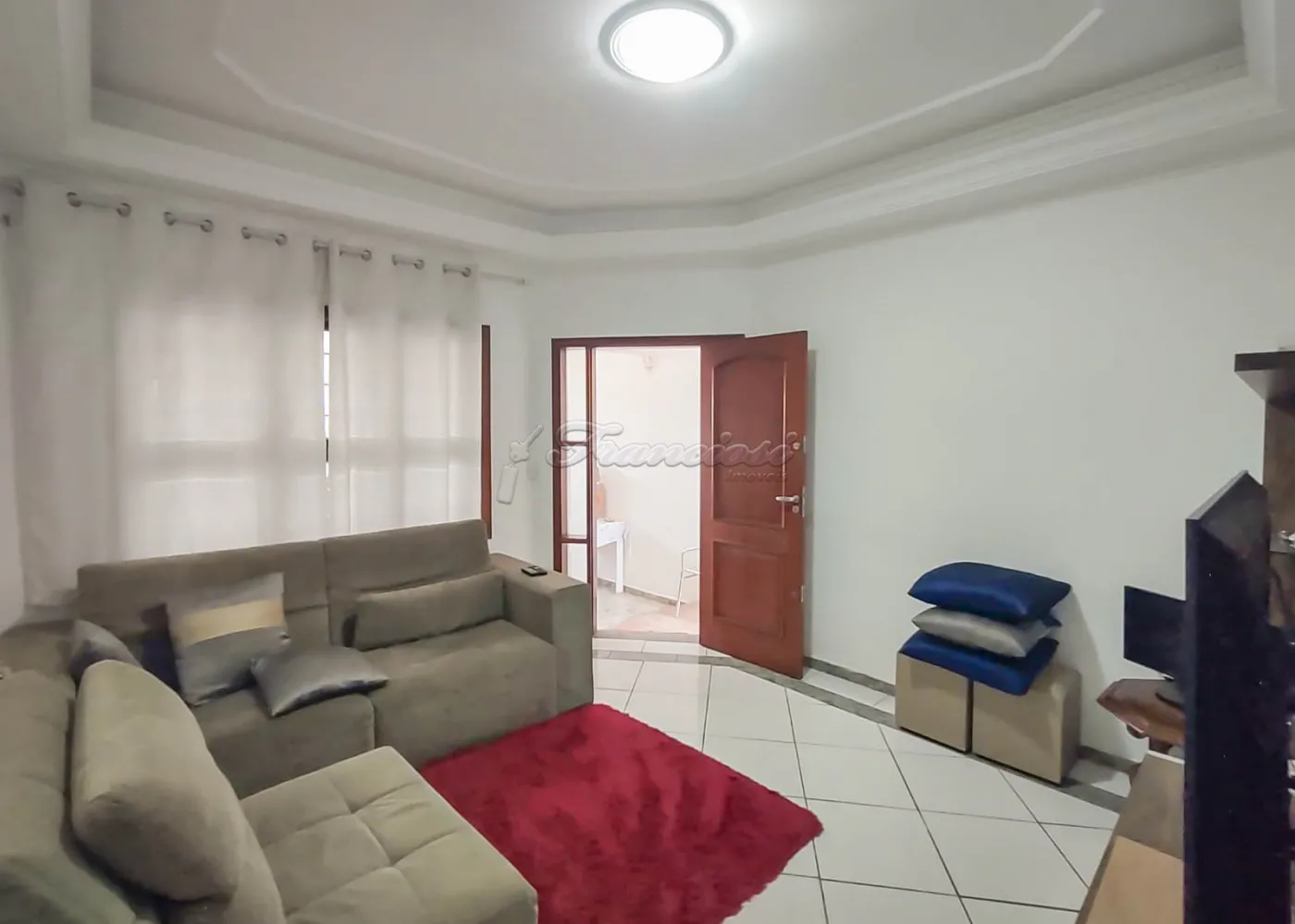 Comprar Casa / Padr&atilde;o em Itapetininga R$ 400.000,00 - Foto 2