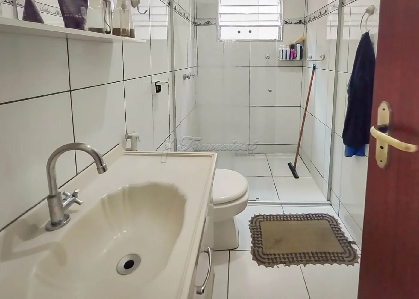 Comprar Casa / Padr&atilde;o em Itapetininga R$ 400.000,00 - Foto 8